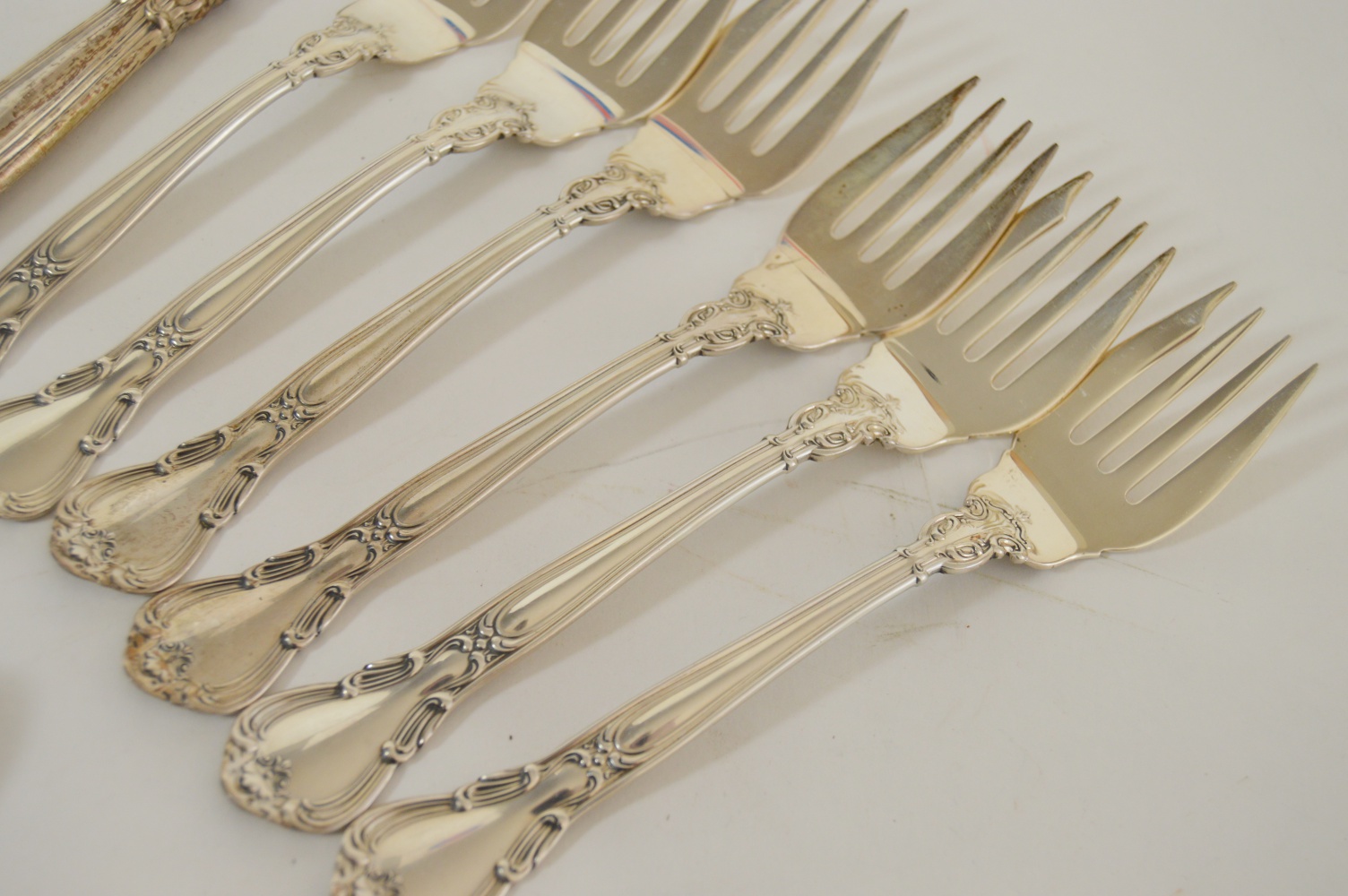 Gorham Sterling Silver "Chantilly" Flatware Set