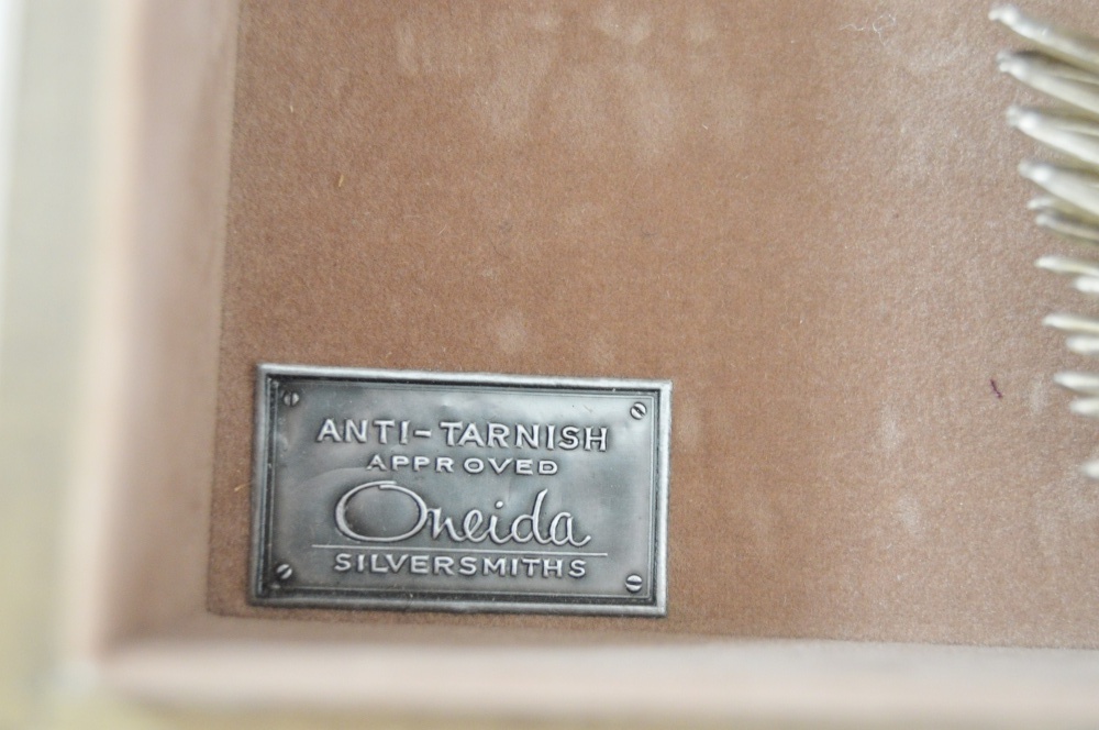 Gorham Sterling Silver "Chantilly" Flatware Set