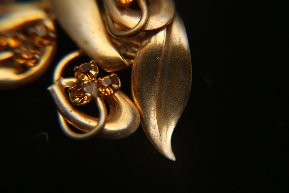 Vintage Retro Modern Brooch and Earring Set