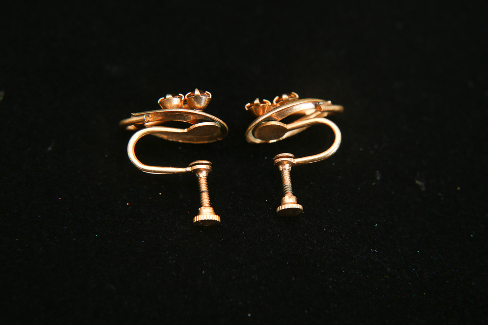 Vintage Retro Modern Brooch and Earring Set