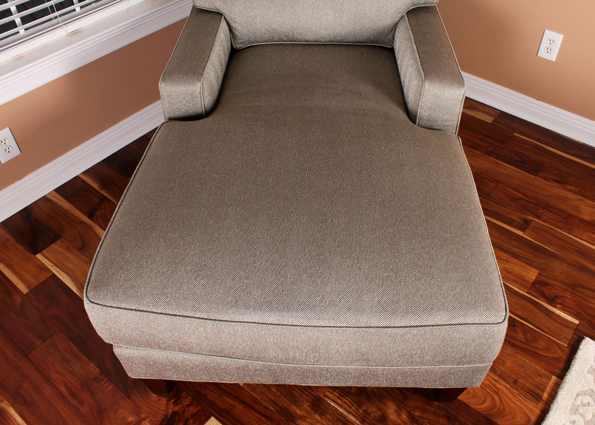Havertys "Erin" Chaise Arm Chair