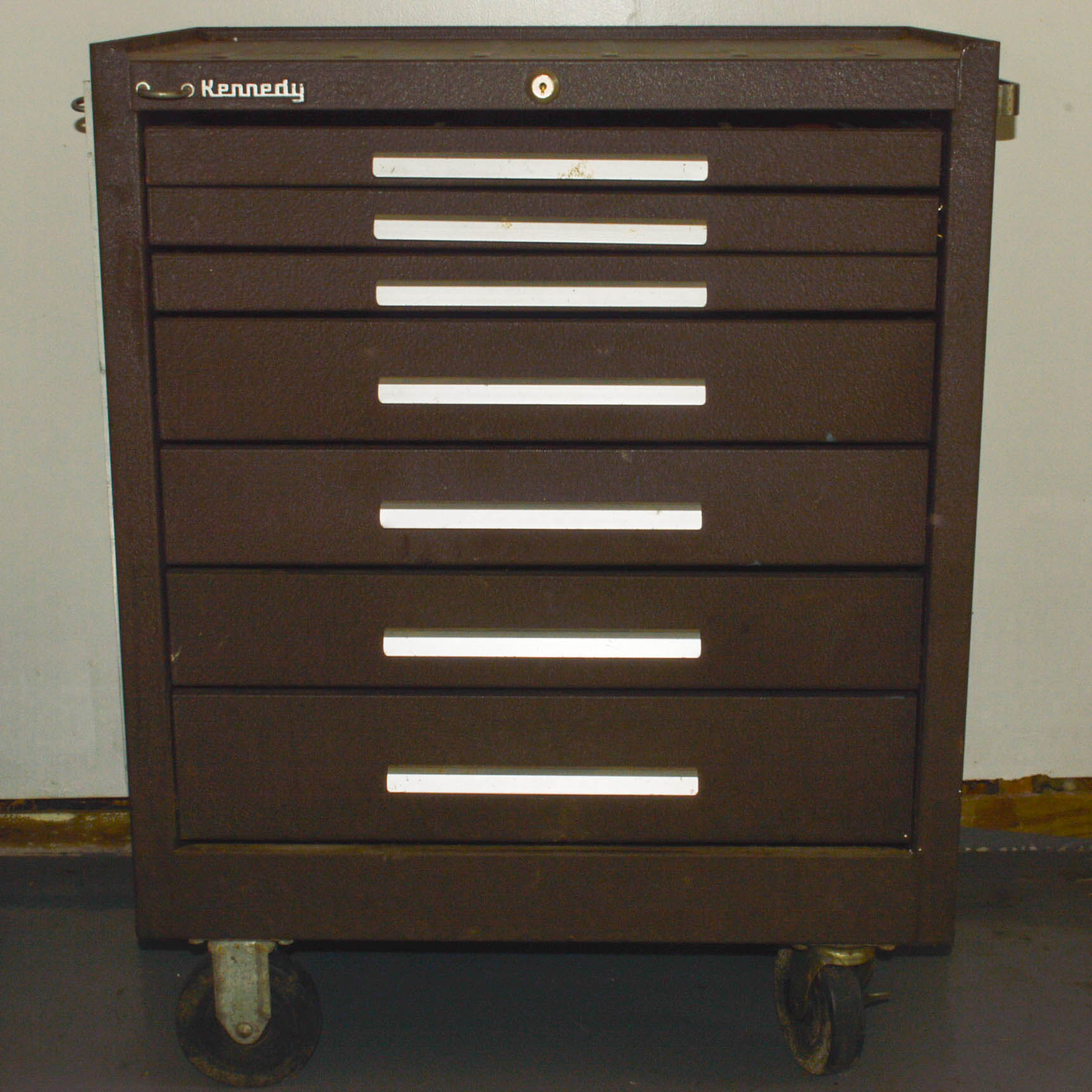 Kennedy Rolling Tool Cabinet