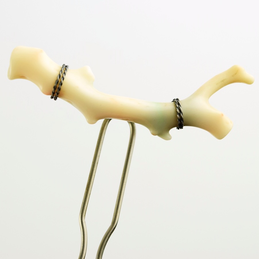 Vintage Japanese Kanzashi Hair Pins and Comb in Maki-E Decoration