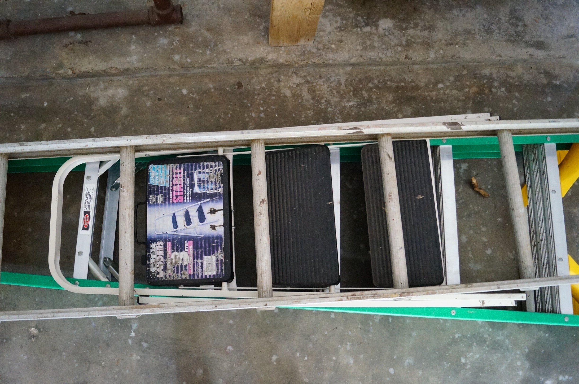 Set of Werner and Gorilla Ladders