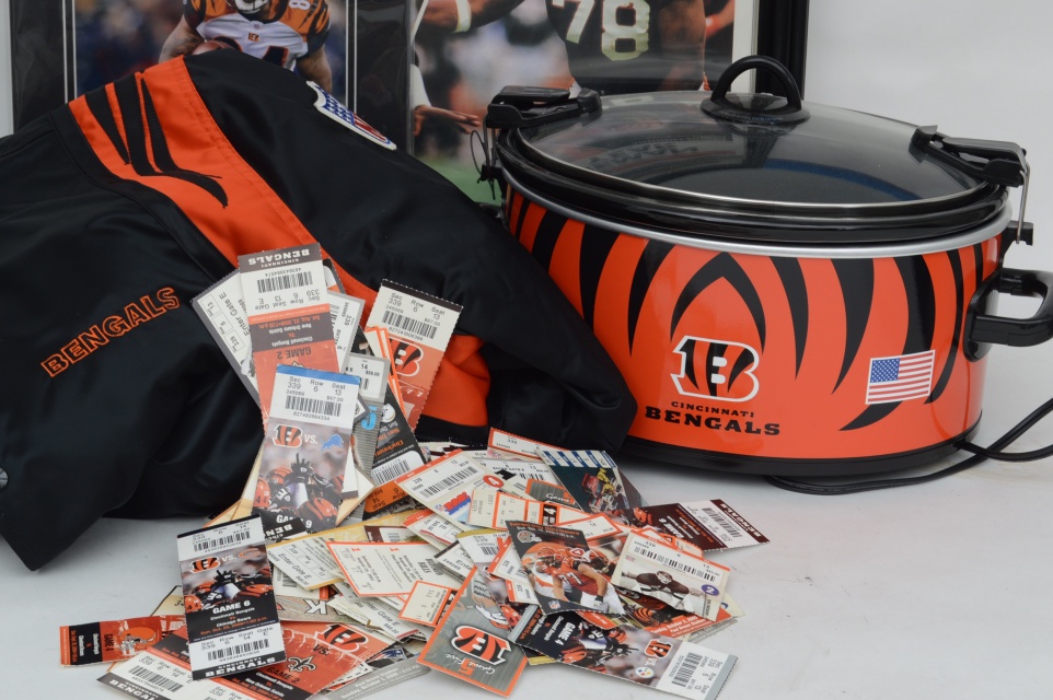 Bengals Gear Including Starter Jacket, Munoz Signature, Crock Pot