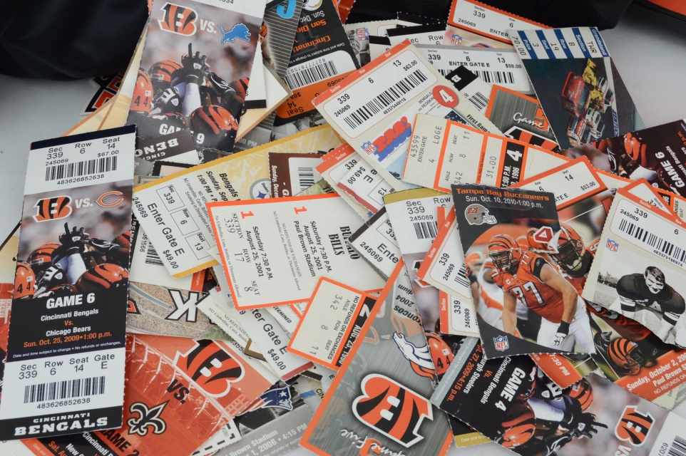 Bengals Gear Including Starter Jacket, Munoz Signature, Crock Pot