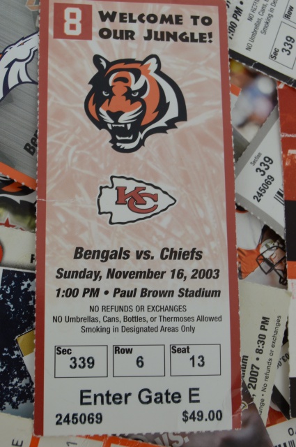 Bengals Gear Including Starter Jacket, Munoz Signature, Crock Pot