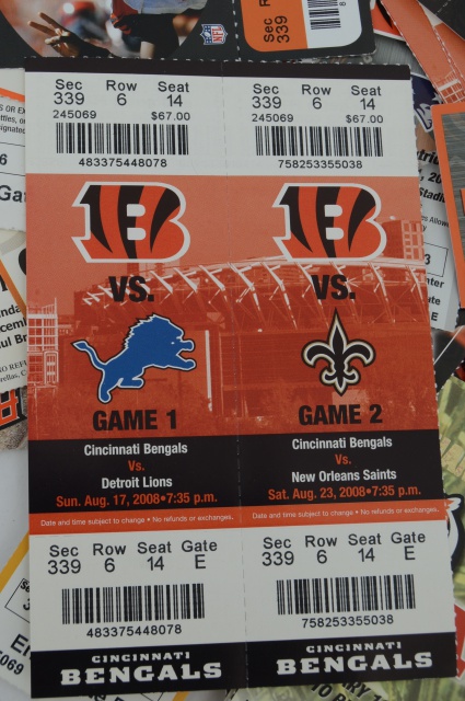 Bengals Gear Including Starter Jacket, Munoz Signature, Crock Pot