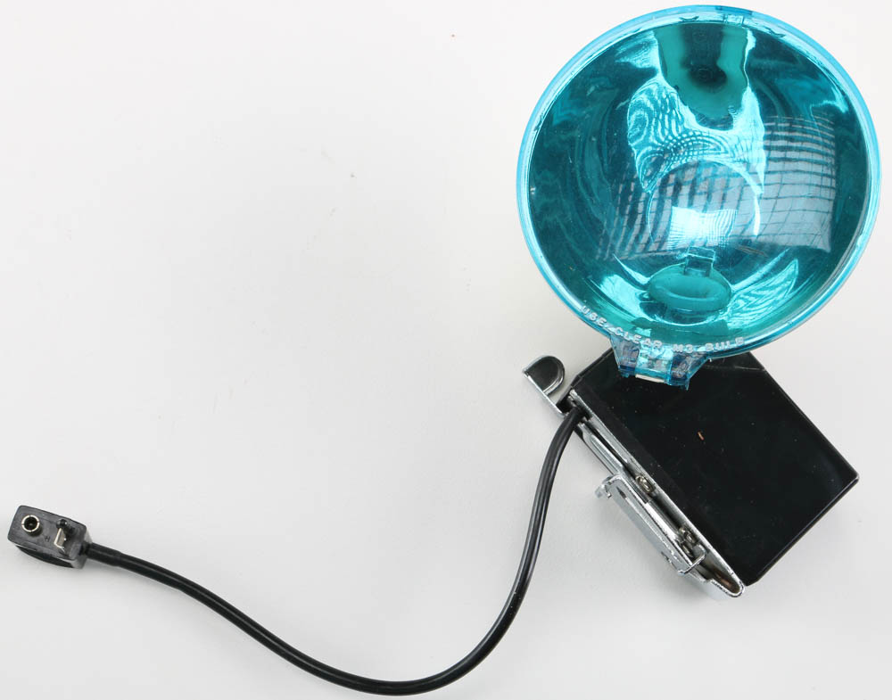 Polaroid Automatic 100 Land Camera