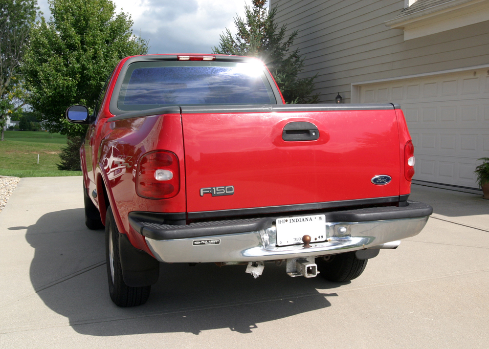 2000 Red Ford F150 Truck