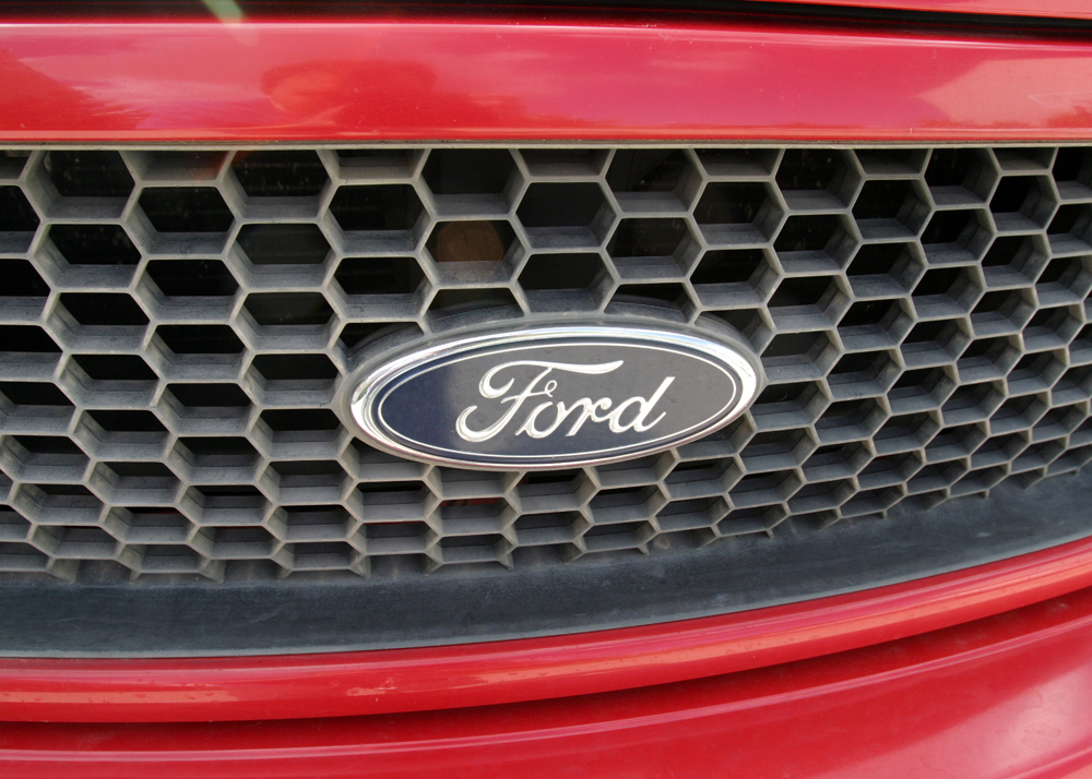 2000 Red Ford F150 Truck