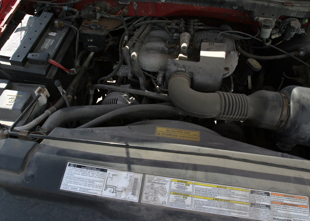 2000 Red Ford F150 Truck