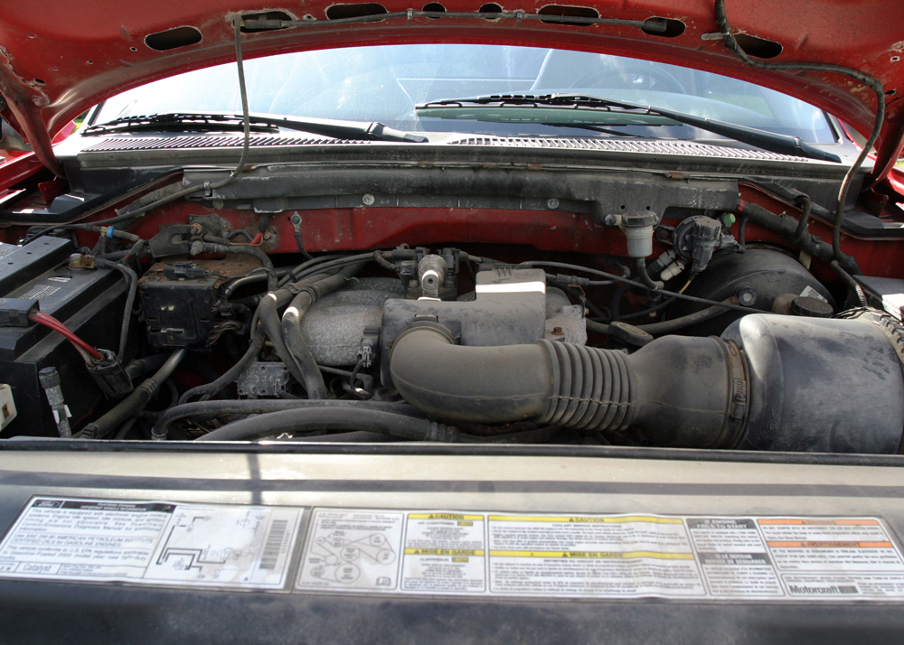 2000 Red Ford F150 Truck