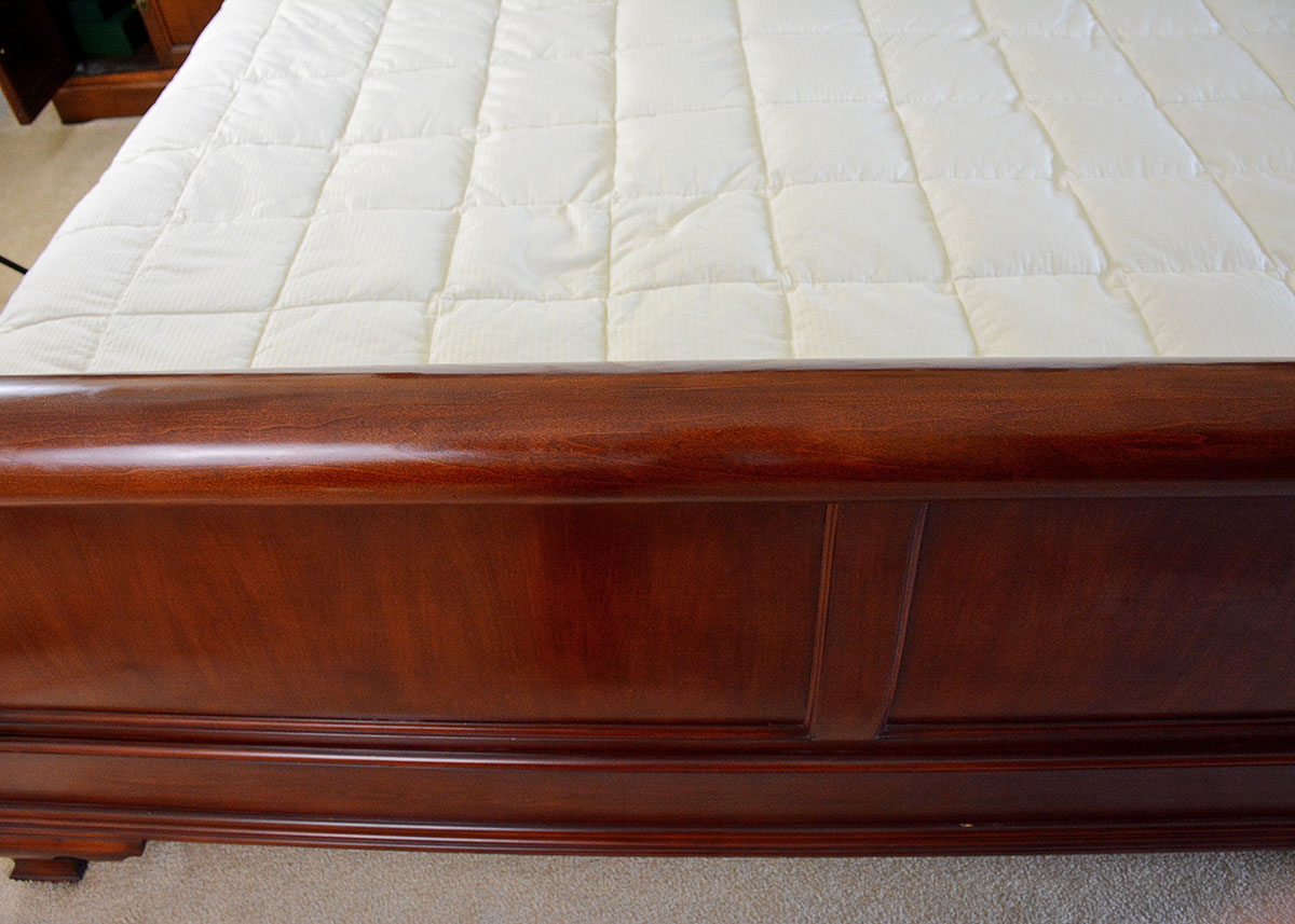 King Size Mahogany Sleigh Bed