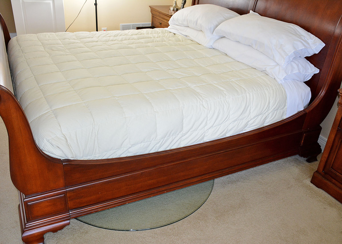 King Size Mahogany Sleigh Bed