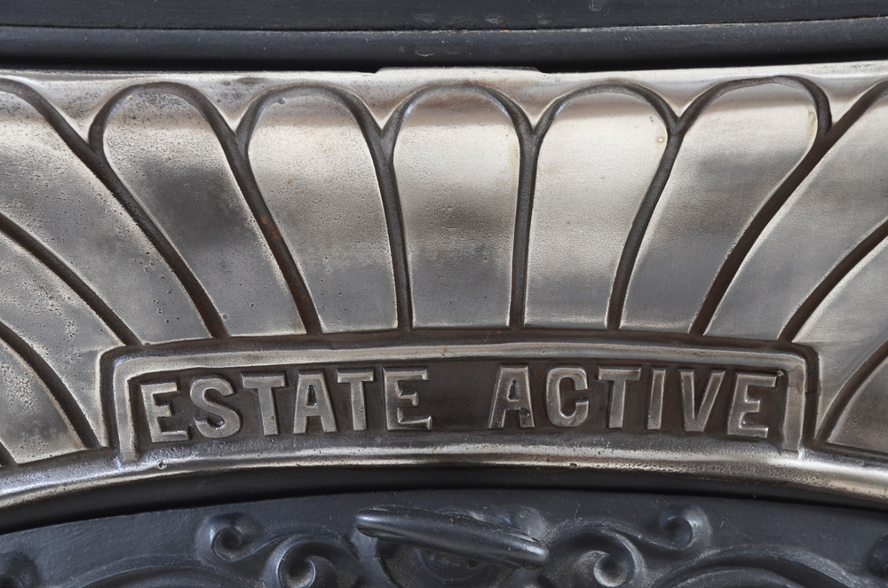 Estate Stove Company No.18 Cast Iron Parlor Stove