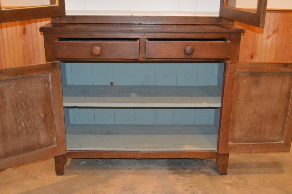 American Step-back Hutch
