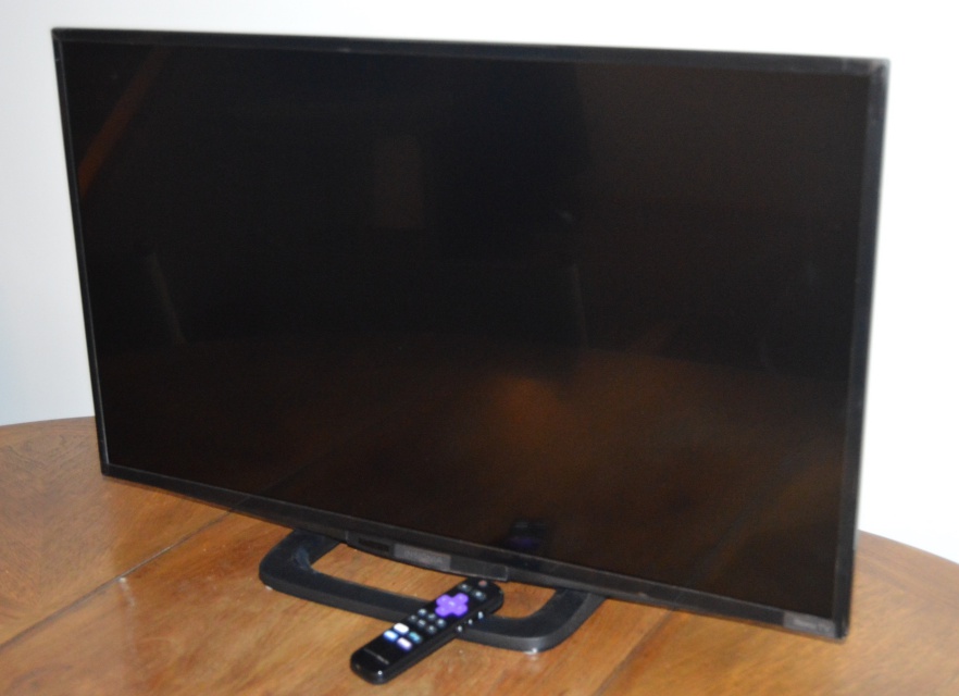 32" Insignia Roku Smart Television