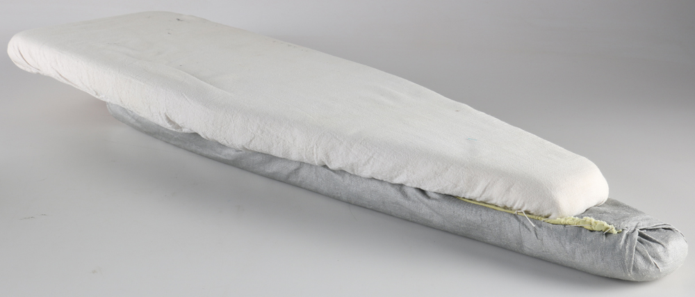 Singer "6212c" Sewing Machine and Sewing Accessories