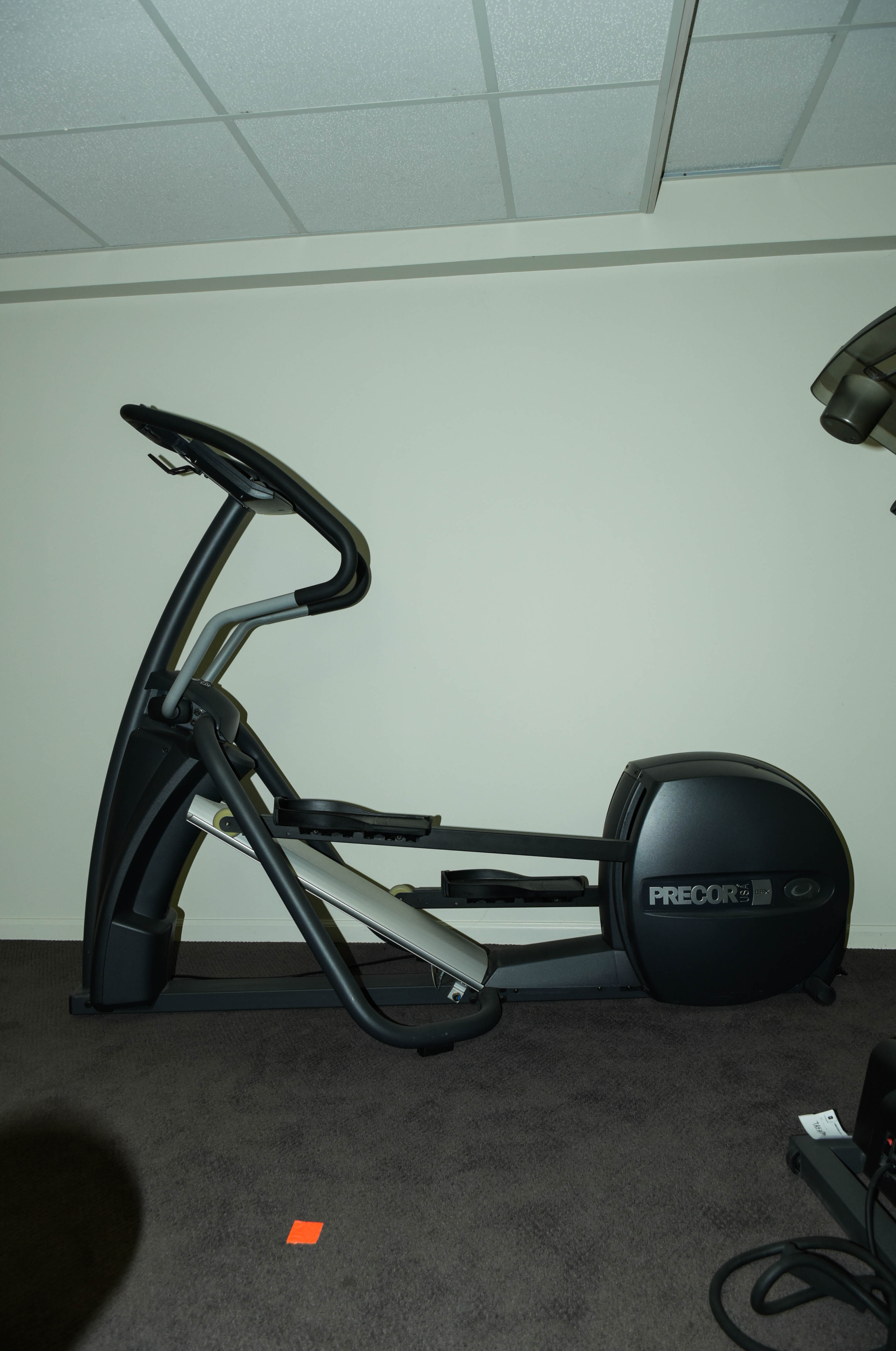 Precor EFX 5.23 Elliptical Crosstrainer