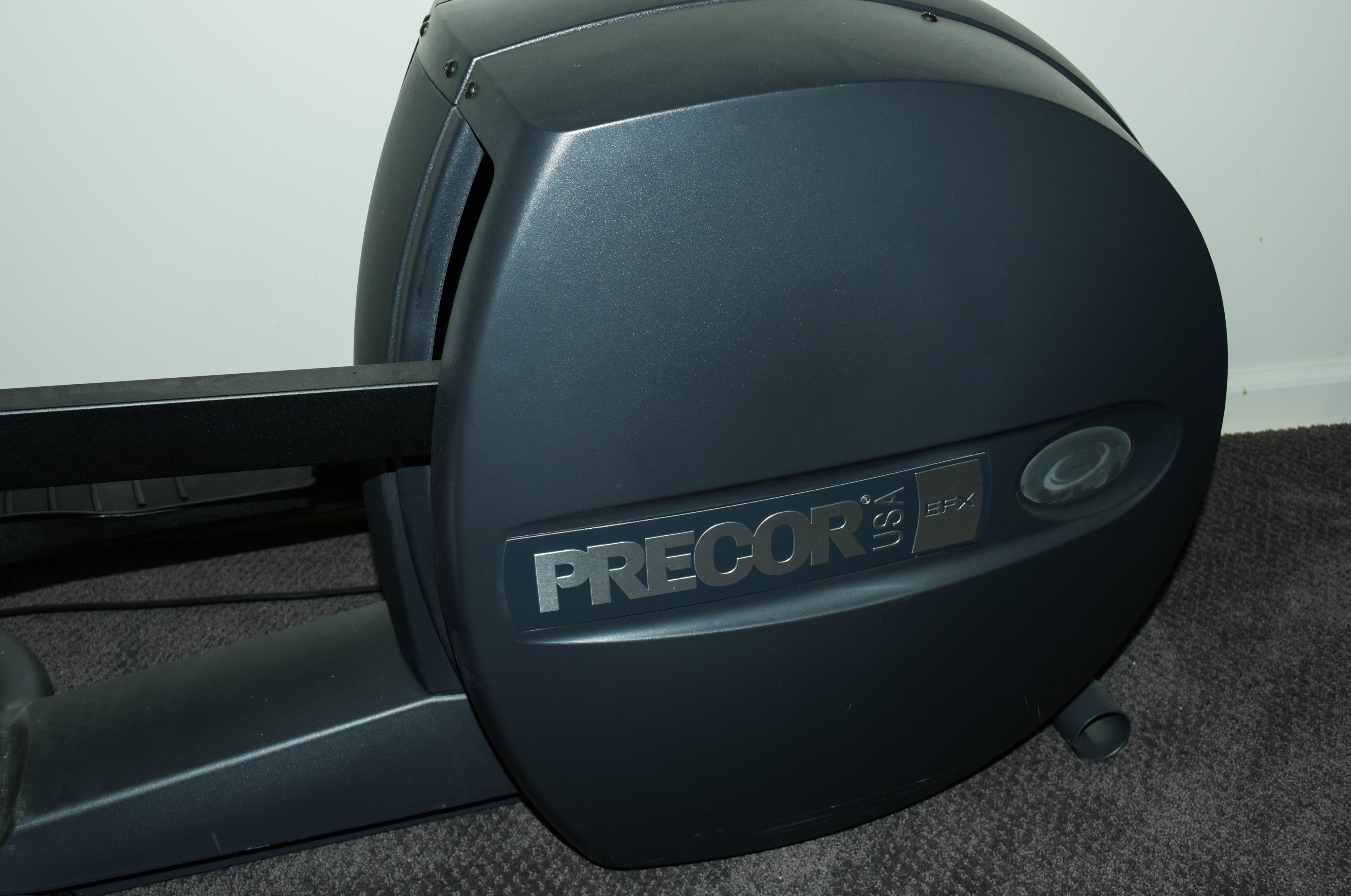 Precor EFX 5.23 Elliptical Crosstrainer