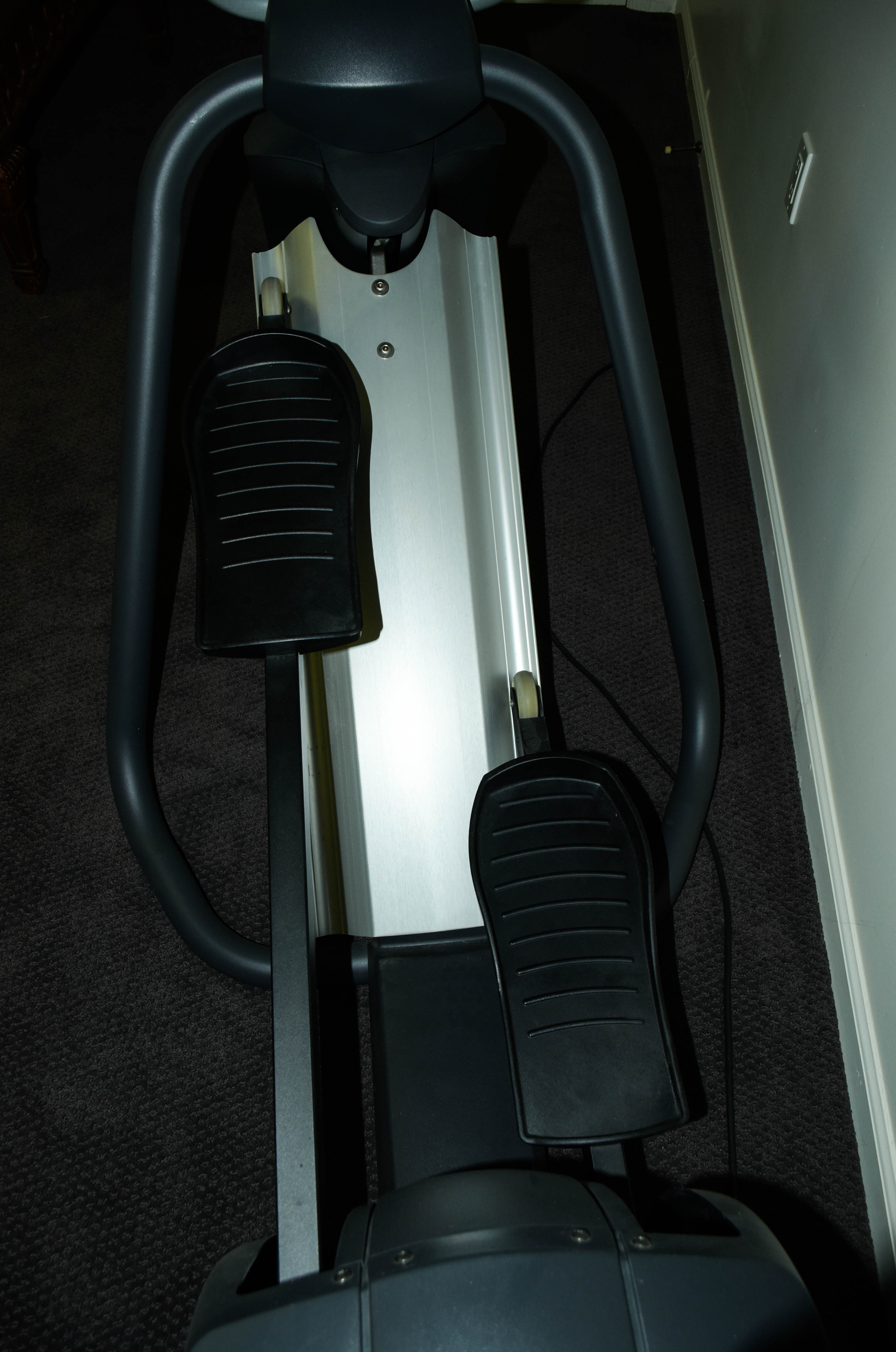Precor EFX 5.23 Elliptical Crosstrainer