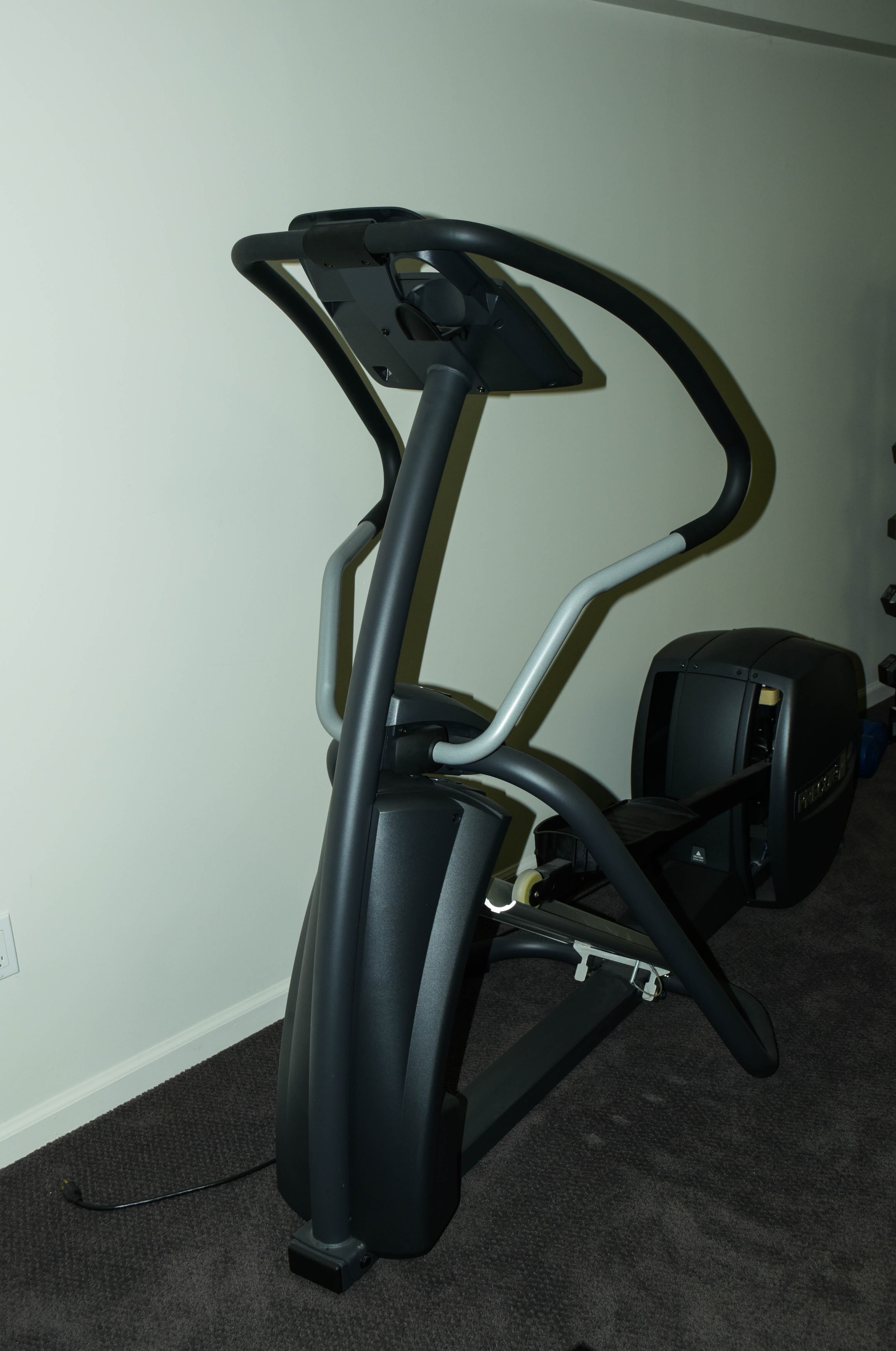 Precor EFX 5.23 Elliptical Crosstrainer