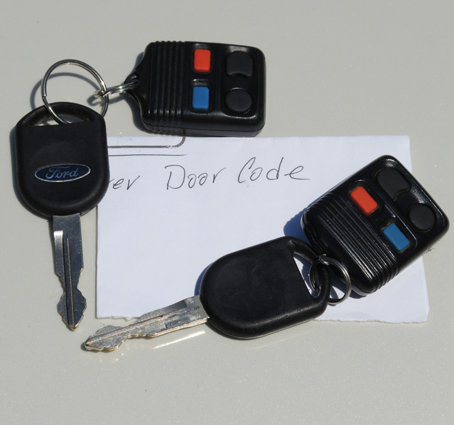 2002 4WD Ford Explorer Limited with 3rd Row Seating and V-8 Engine