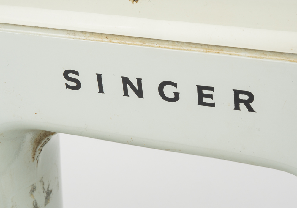 Vintage Singer Touch & Sew Model 604 Portable Sewing Machine