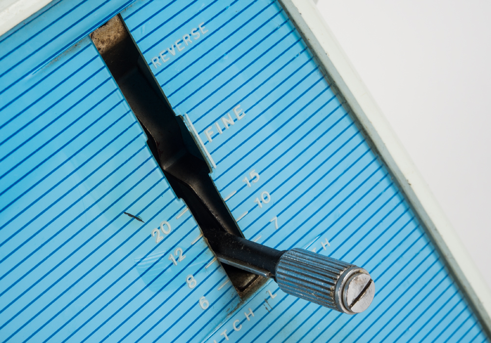 Vintage Singer Touch & Sew Model 604 Portable Sewing Machine