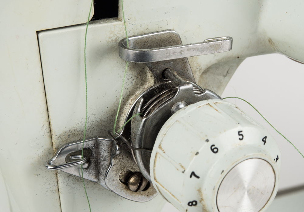 Vintage Singer Touch & Sew Model 604 Portable Sewing Machine