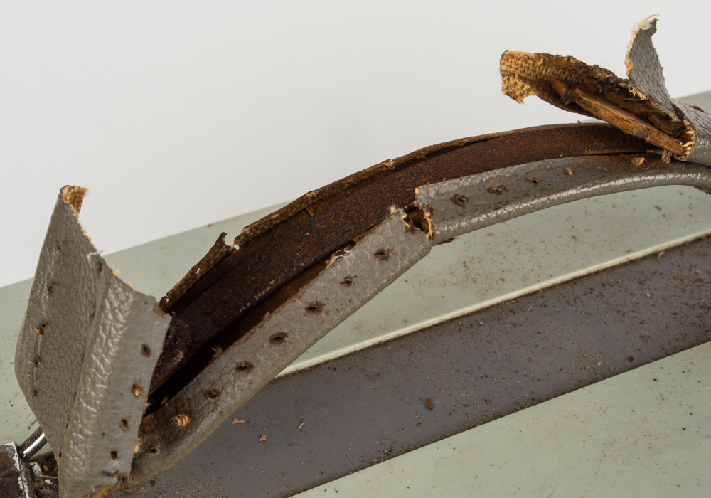 Vintage Singer Touch & Sew Model 604 Portable Sewing Machine