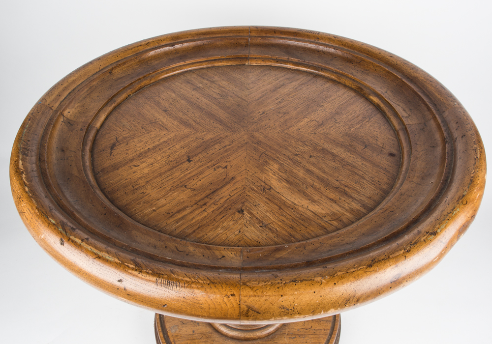 Thomasville Pedestal Accent Table