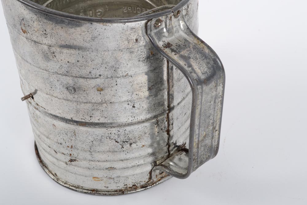 Pair of Vintage Browell"s Baking Sifters