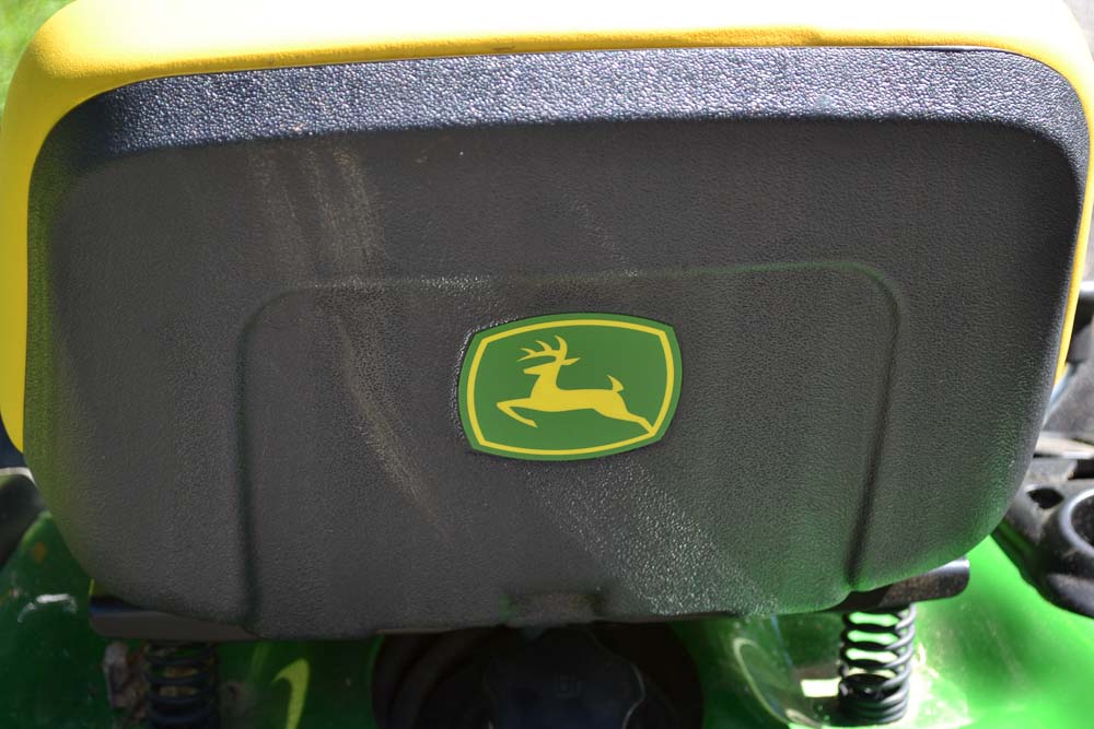 John Deere D105 Riding Tractor