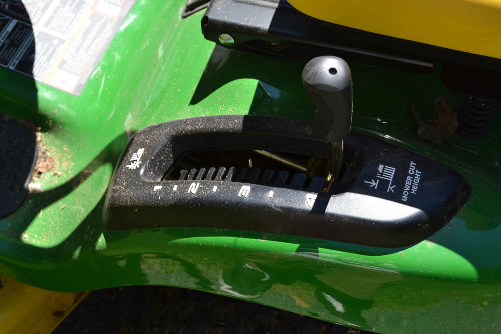 John Deere D105 Riding Tractor