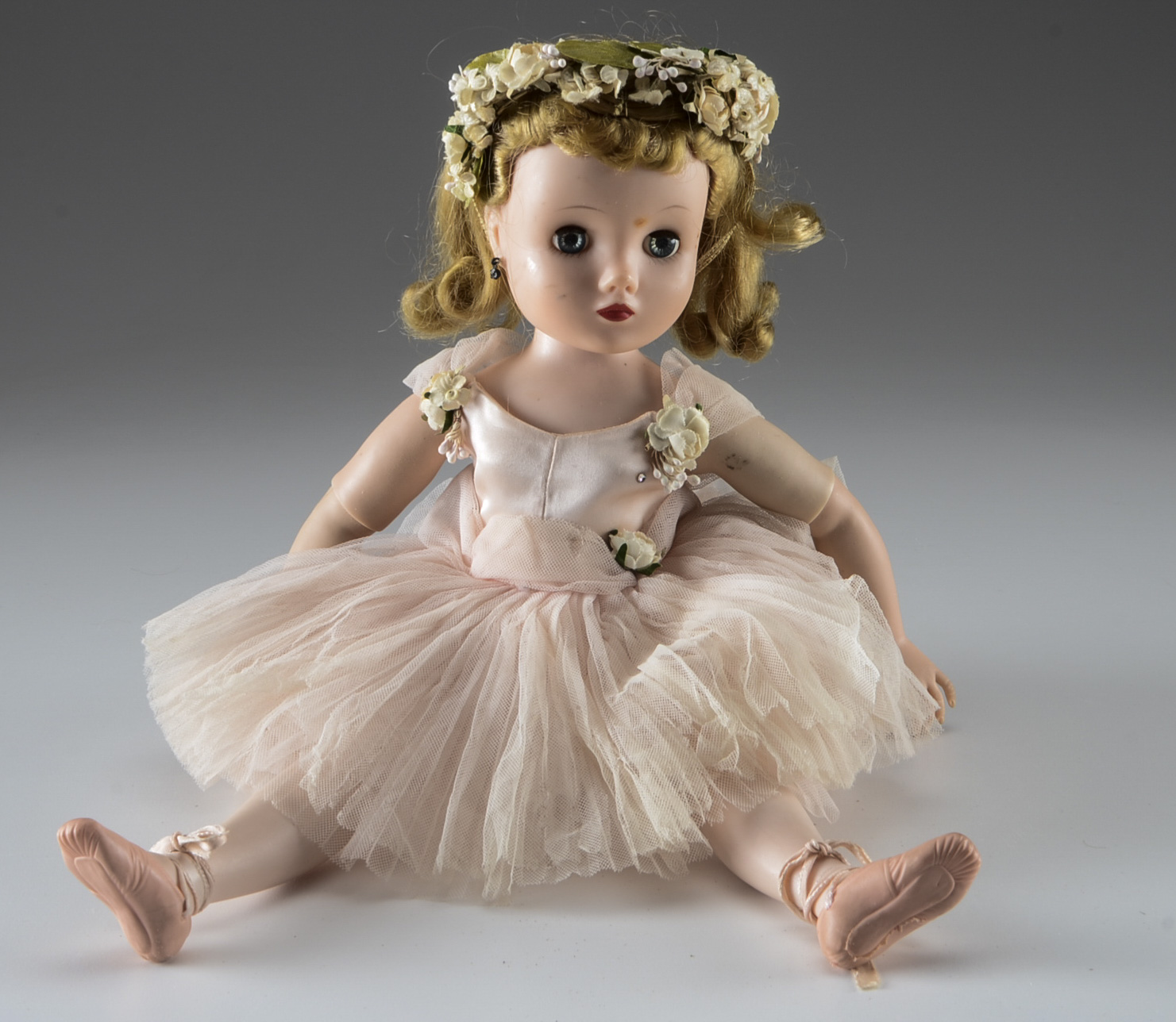 Vintage 1957 'Elise' Madame Alexander Ballerina Doll