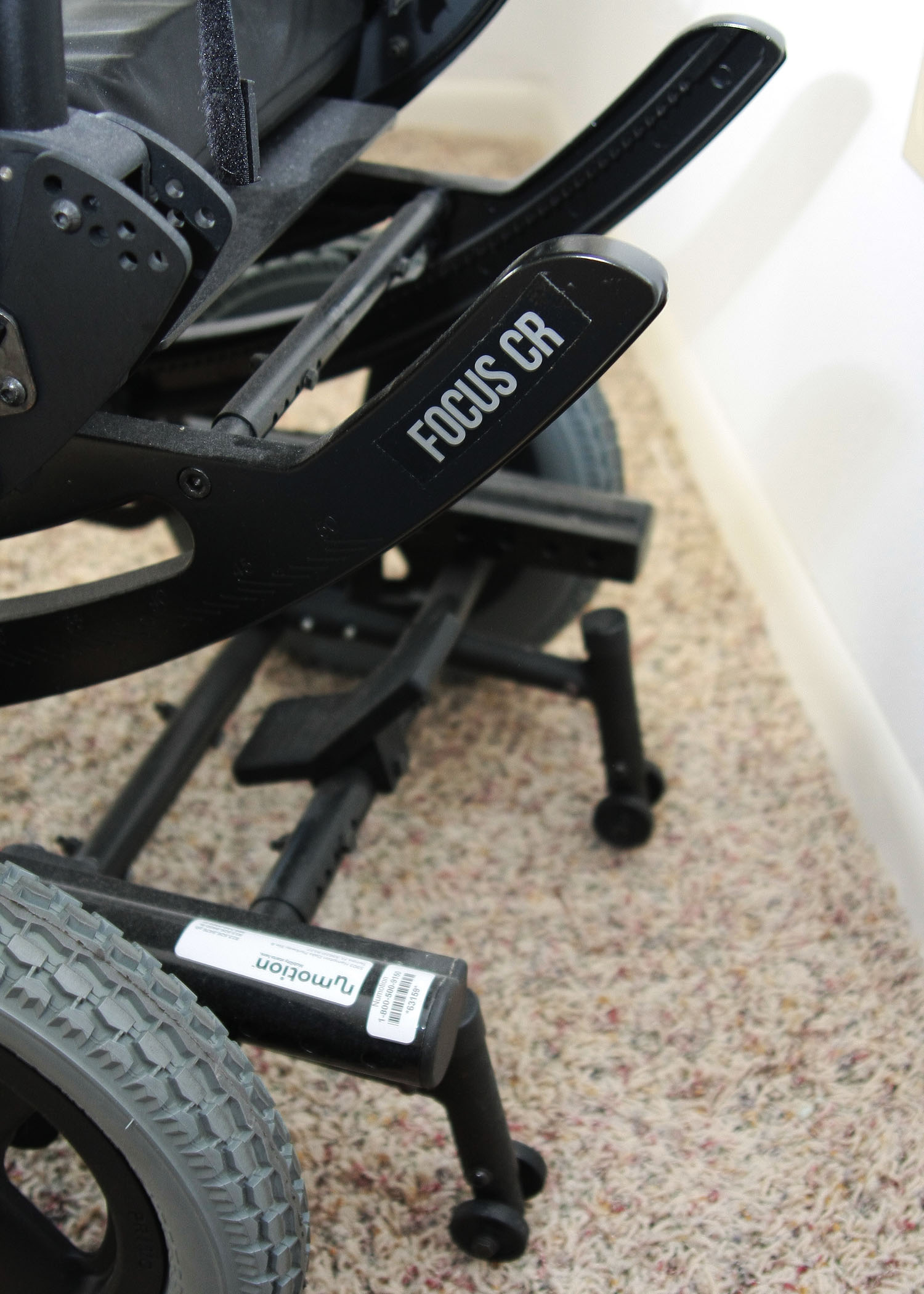 Numotion Comfort Acta-Contour Wheelchair