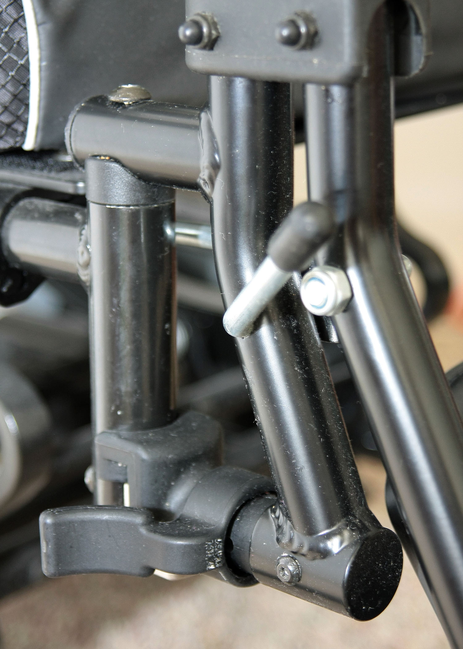 Numotion Comfort Acta-Contour Wheelchair