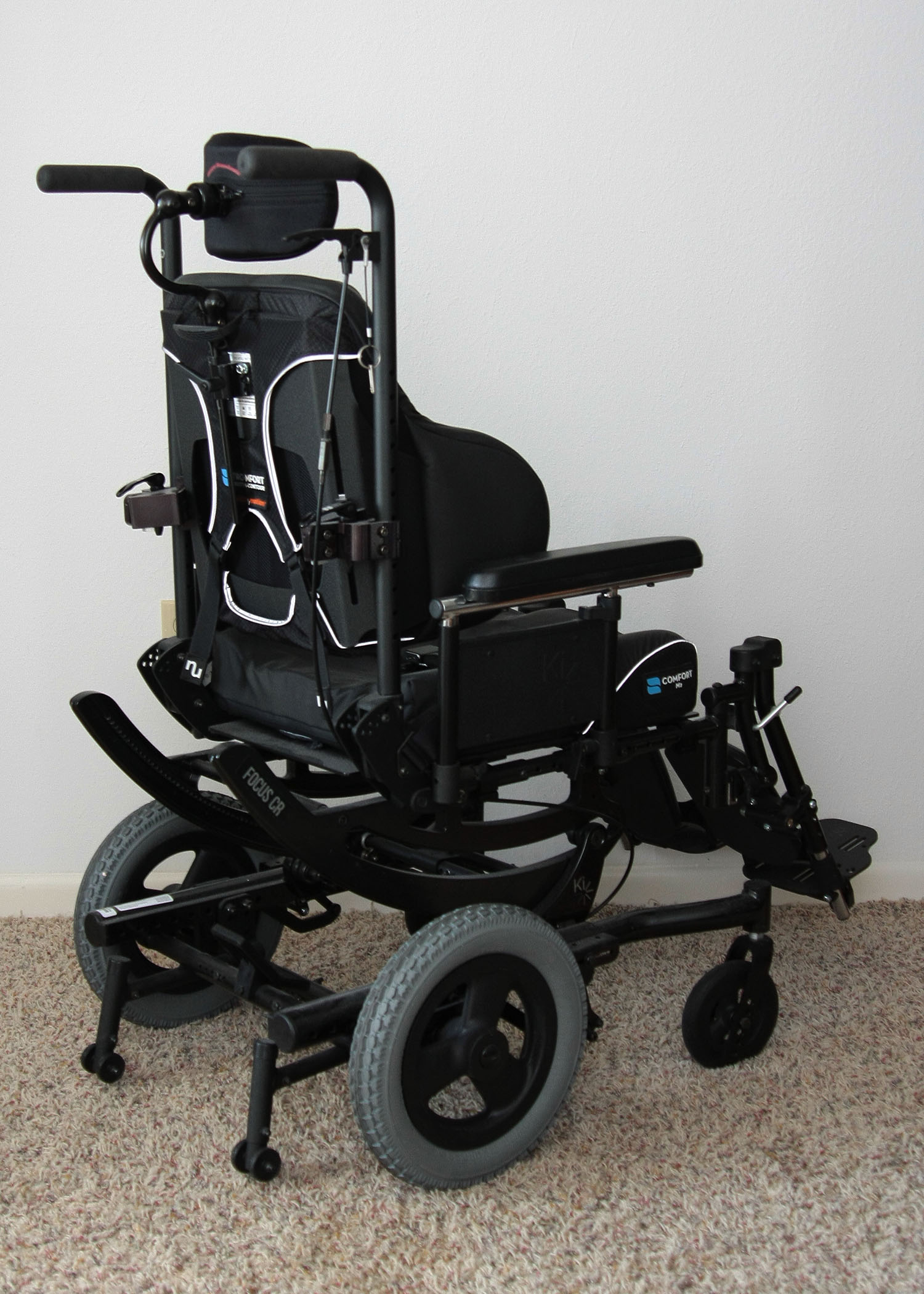 Numotion Comfort Acta-Contour Wheelchair