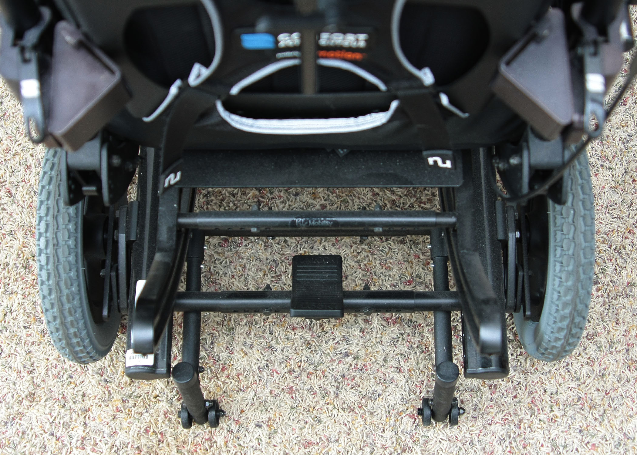 Numotion Comfort Acta-Contour Wheelchair