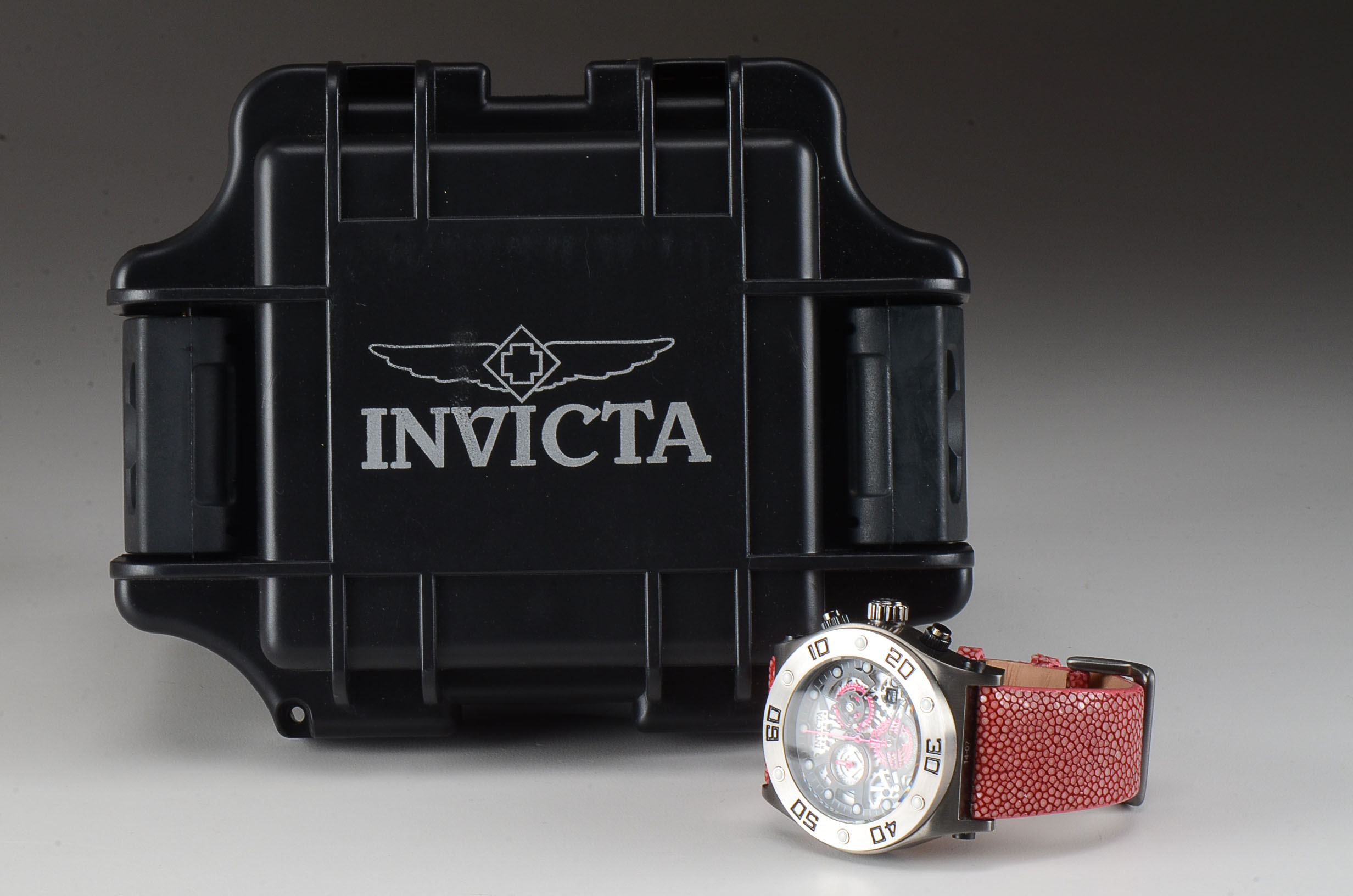 Men's Invicta Speedway Model 17672 Chronograph Watch with Stingray Band