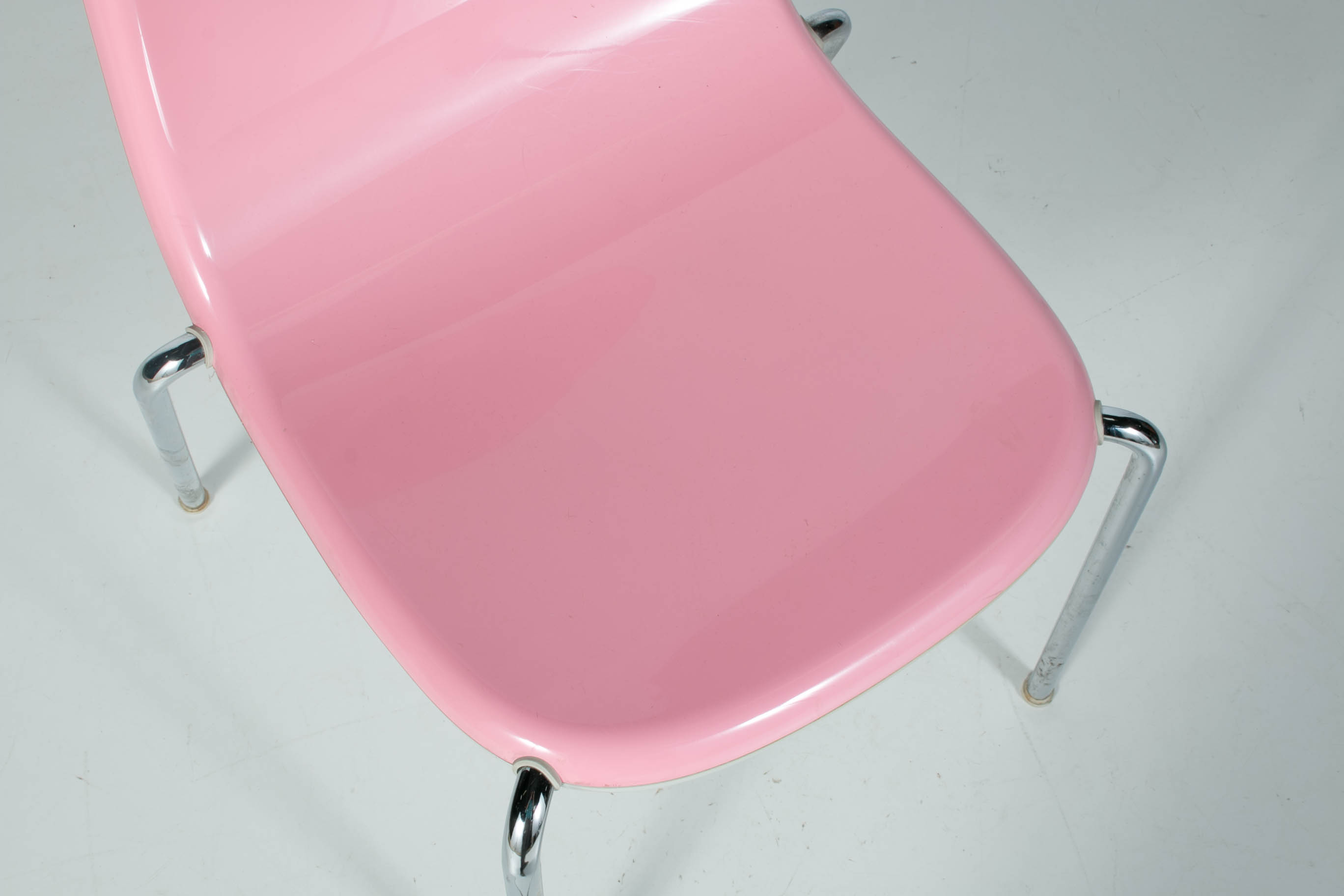 Mid Century Modern Magis Butterfly Chair