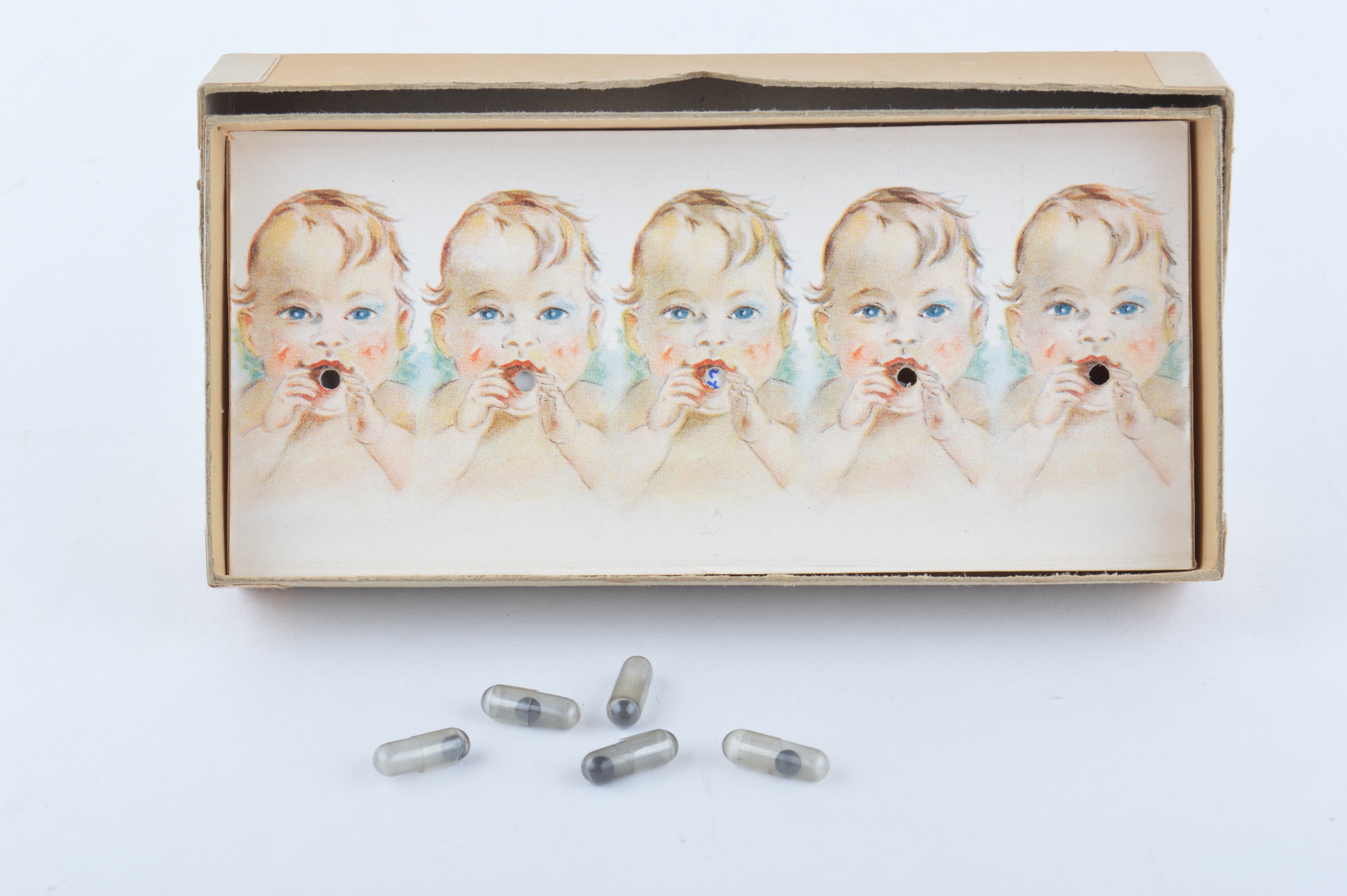 Three Vintage Handheld Quintuplet Theme Games