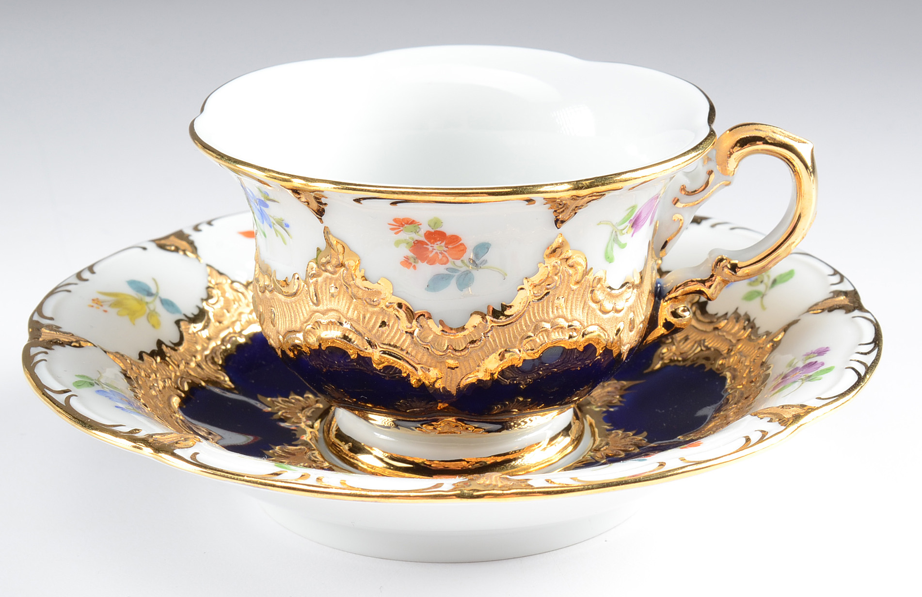 Meissen Porcelain "3329" Tea Set and Vase