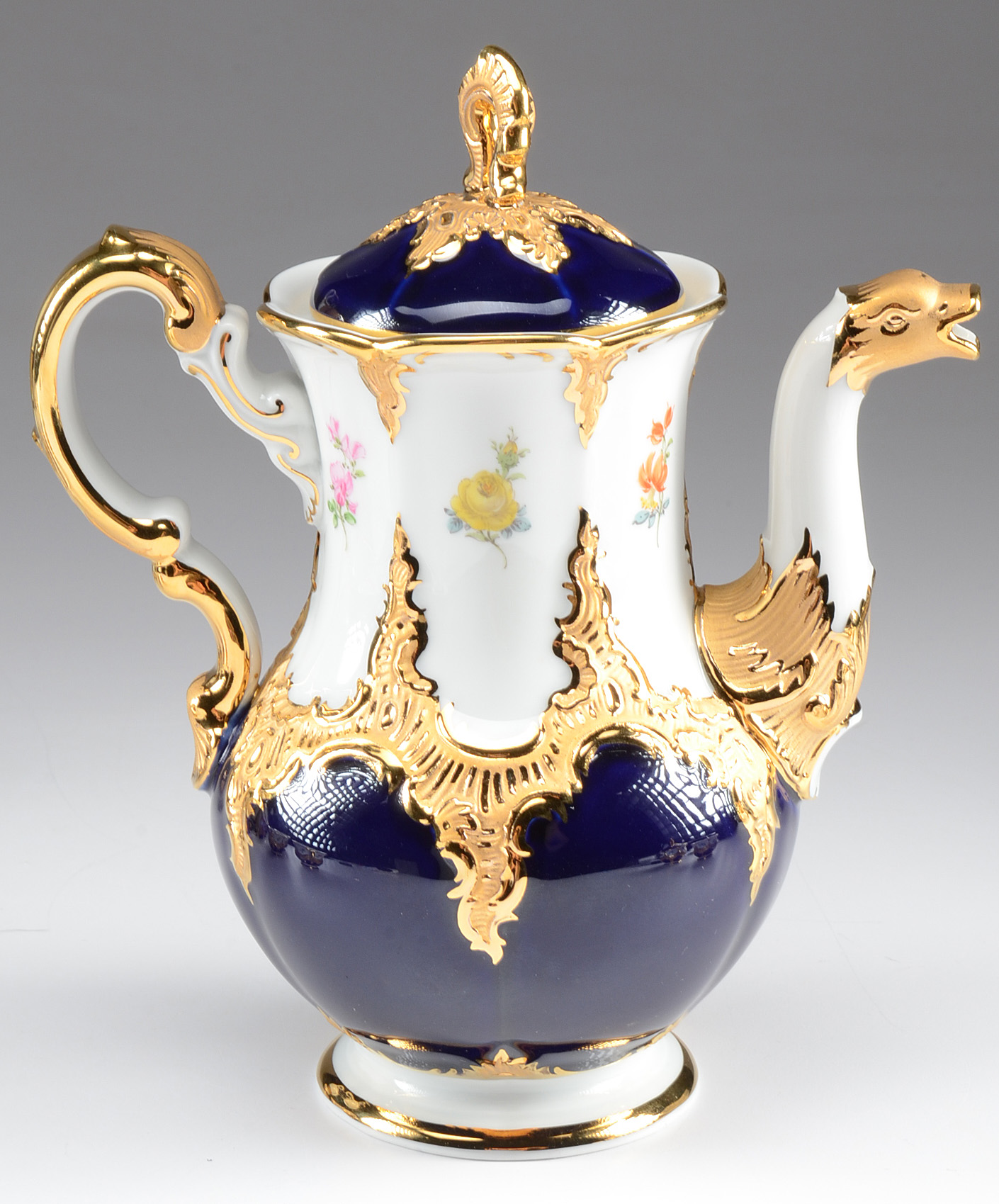 Meissen Porcelain "3329" Tea Set and Vase