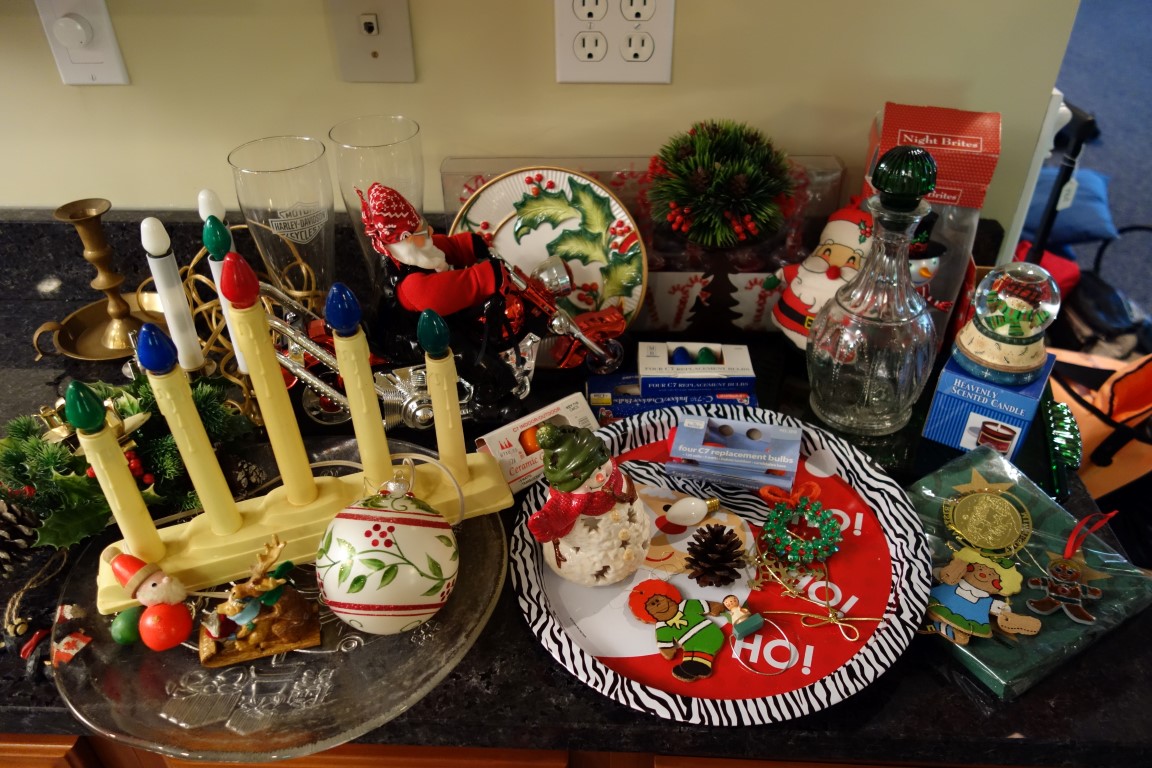 Christmas and Holiday Decorative Group