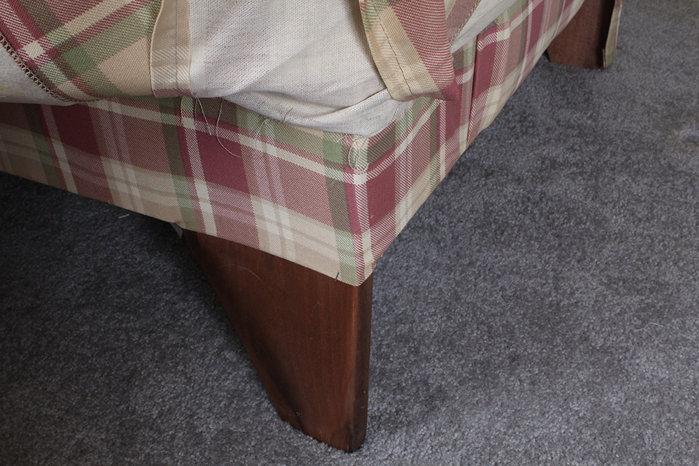 American Signature Classic Plaid Upholstered Arm Chair with Ottoman by Kroehler