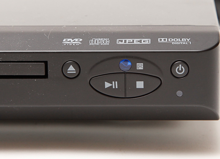 Dynex Progressive-Scan CD/DVD Player