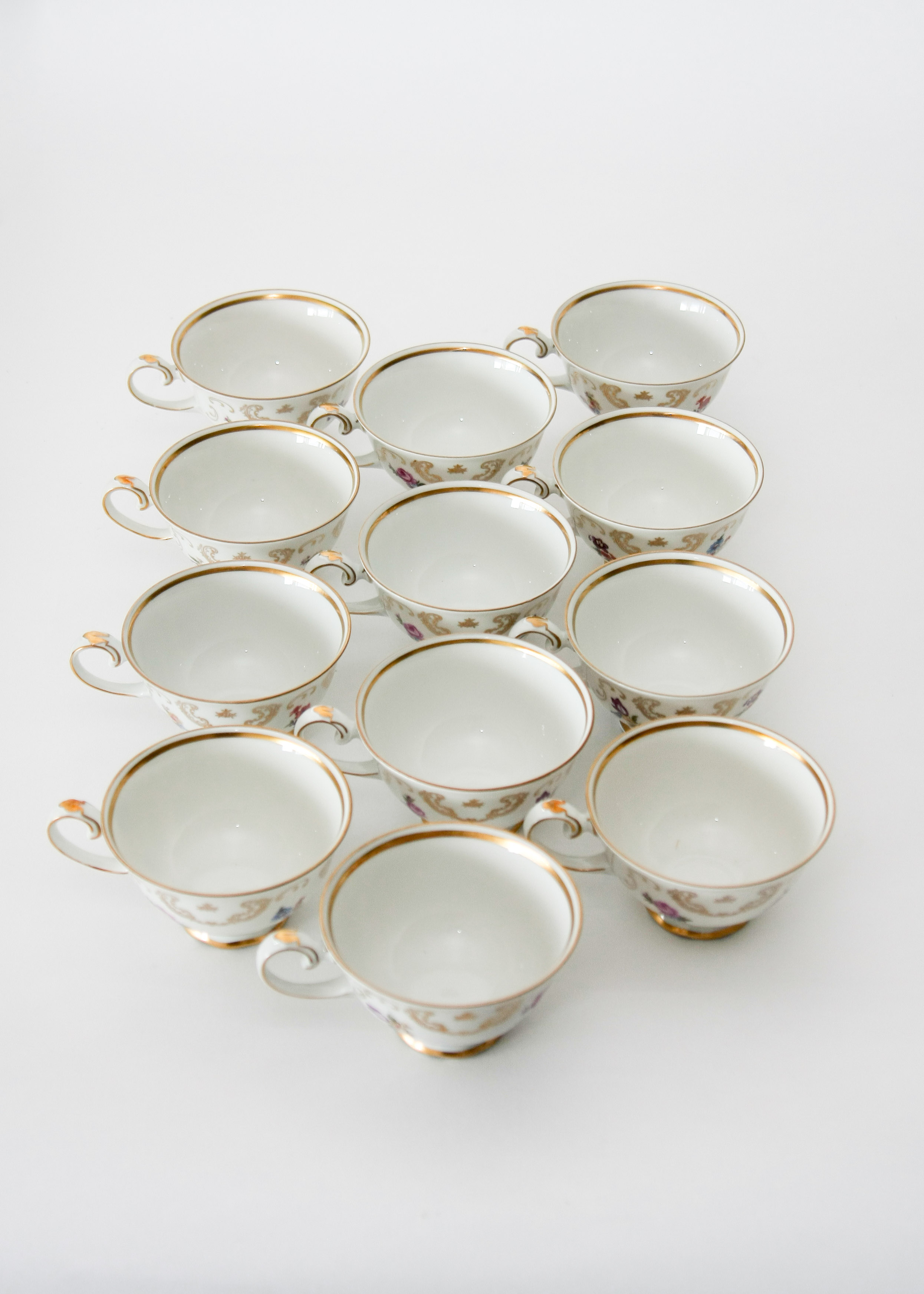Reichenbach Fine China Set Service for Twelve
